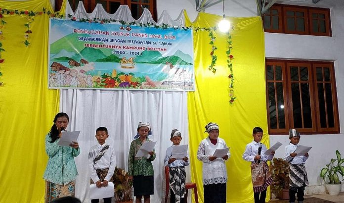 Anak Sekami mementaskan drama terbentuknya Kampung Bolitan