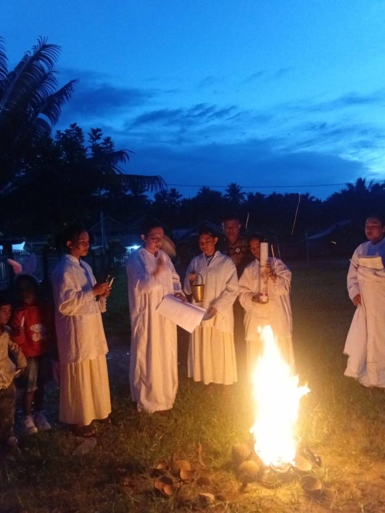 Vigili Paskah Tahun 2025: Cerita dalam Gambar 2 Bentean 2