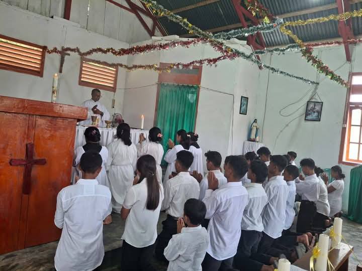 18 Umat Terima Komuni Pertama Di Stasi Baulalongo 1 524070838 122235070736220949 5928681556102459754 n