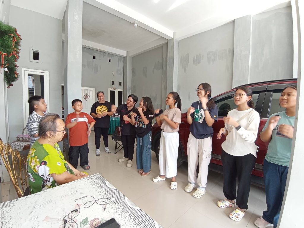 SEKAMI Wilayah St Elisabeth - MRR GPI Kunjungi dan Doakan Oma dan Opa 1 646386395 3523334481137992 7932873989376628085 n