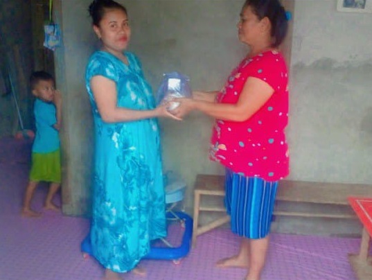 Aksi Nyata Pekan Ketiga, Umat Wilroh Santa Marta Bolitan Berbagi Kepada Para Tetangga Muslim 1 WhatsApp Image 2026 03 24 at 21.28.49