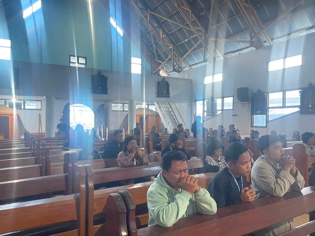 Mengandalkan Rahmat Tuhan di Tengah Kelemahan, Pesan Pastor Jacob Adilang dalam Misa Pagi di Guaan 3 736997198 1529899181998453 5641860984875107056 n