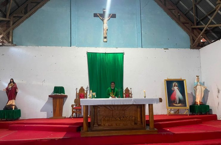 Mengandalkan Rahmat Tuhan di Tengah Kelemahan, Pesan Pastor Jacob Adilang dalam Misa Pagi di Guaan