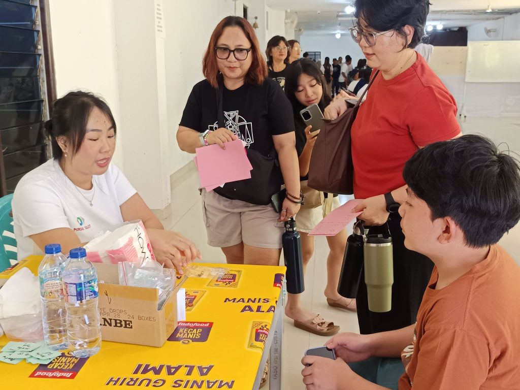 Dilayani 165 Tenaga Kesehatan, Pengobatan Gratis Paroki Bunda Teresa - GPI Tangani 360 Pasien 1 786453179 1396651112573416 8284882115036593154 n