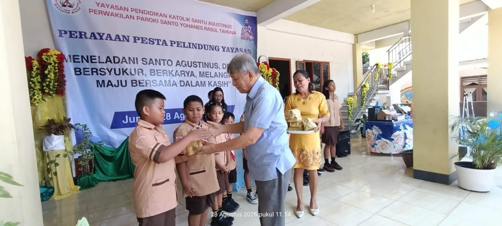 Usai Misa Pesta Pelindung, Keluarga Besar YPK Santo Agustinus Tahuna Rayakan Syukur dalam Kebersamaan 4 787125036 1577274950594209 2526781911126142251 n