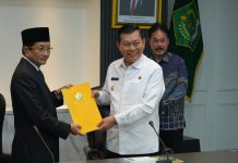 Menteri Agama Serahkan KMA Kepanitiaan Pesparani Katolik Nasional IV kepada Panitia