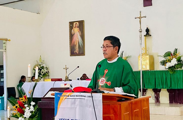 Pastor Jacob Adilang: Kita Tidak Hidup Sendiri, Kita Hidup dalam Komunitas